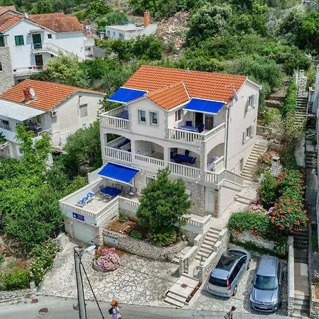 Apartment Ivo